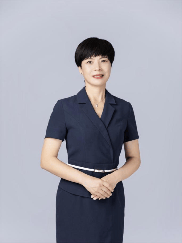 校长陈红梅，违规决策套取学生伙食费