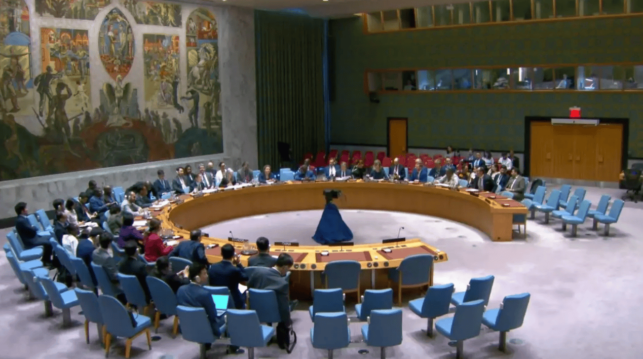 突发！哈梅内伊动真格，以色列“王牌”被废？特朗普收到危险信号