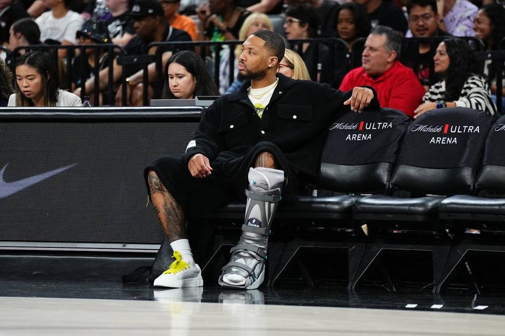 支付史上最贵裁员费,雄鹿队把所有激情都留给了字母哥