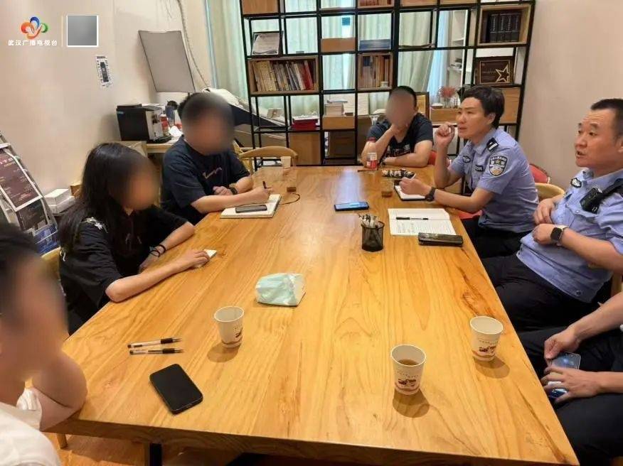 十分紧急！女研究生即将出境，武汉警方火速拦截