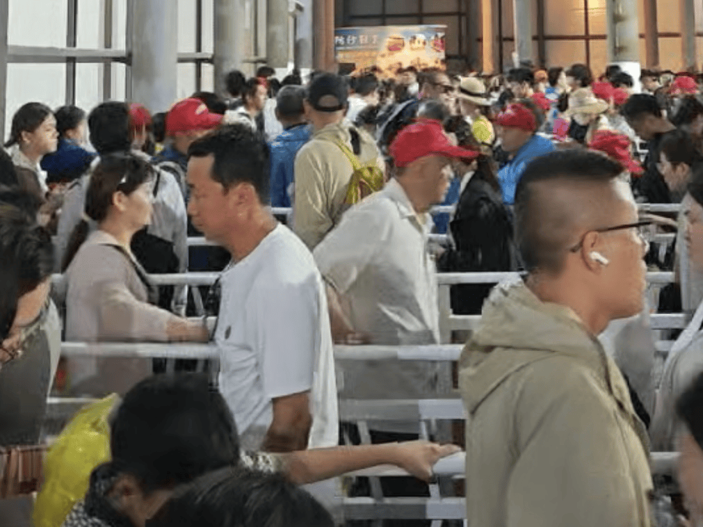 内蒙古遇1959年来最强降水,有游客滞留沙漠近三小时