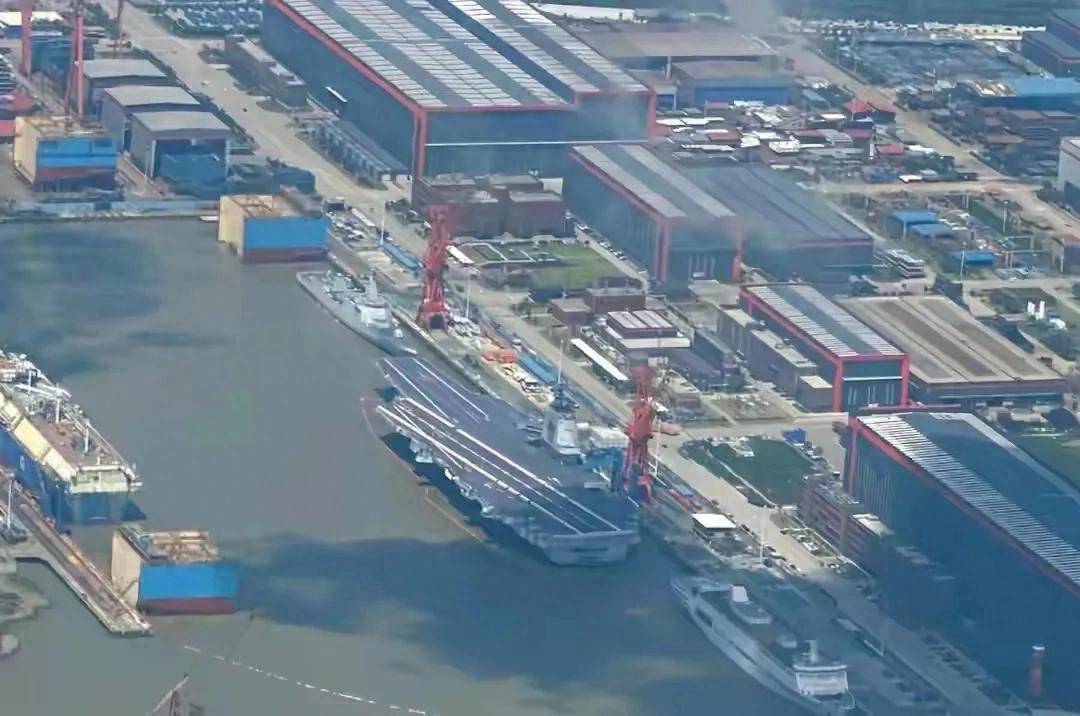 福建舰即将服役,两大航母军港开放,首选部署地究竟花落谁家?