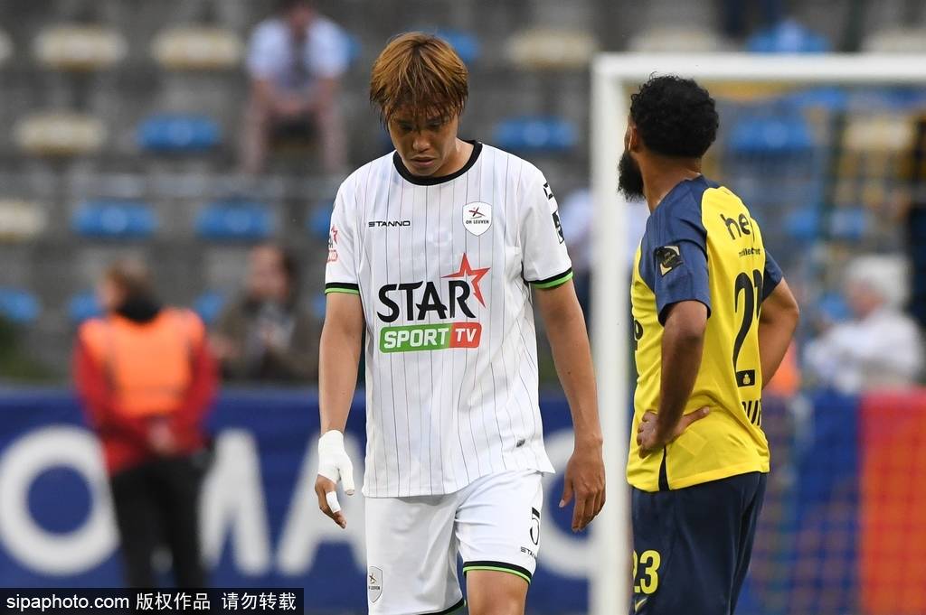 张本智和傲慢遭抵制,冠军签名球被球迷扔地上,他该向王楚钦学学