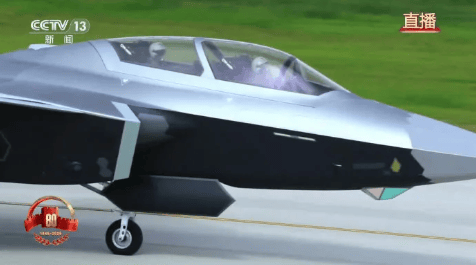 金灿荣:阅兵式上让我大受震撼的五件大杀器