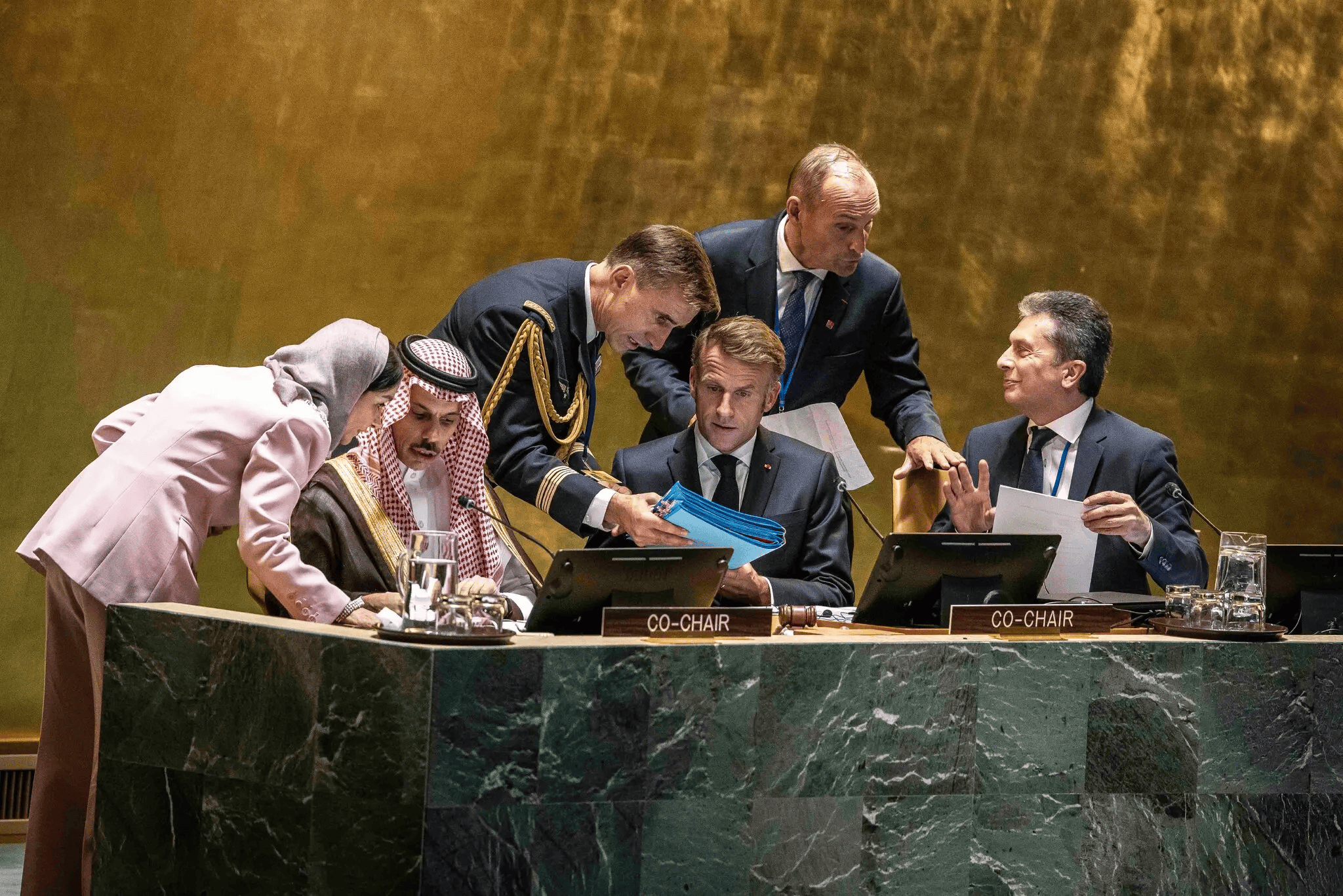 内塔尼亚胡联大演讲:挑衅世界,拉拢国内