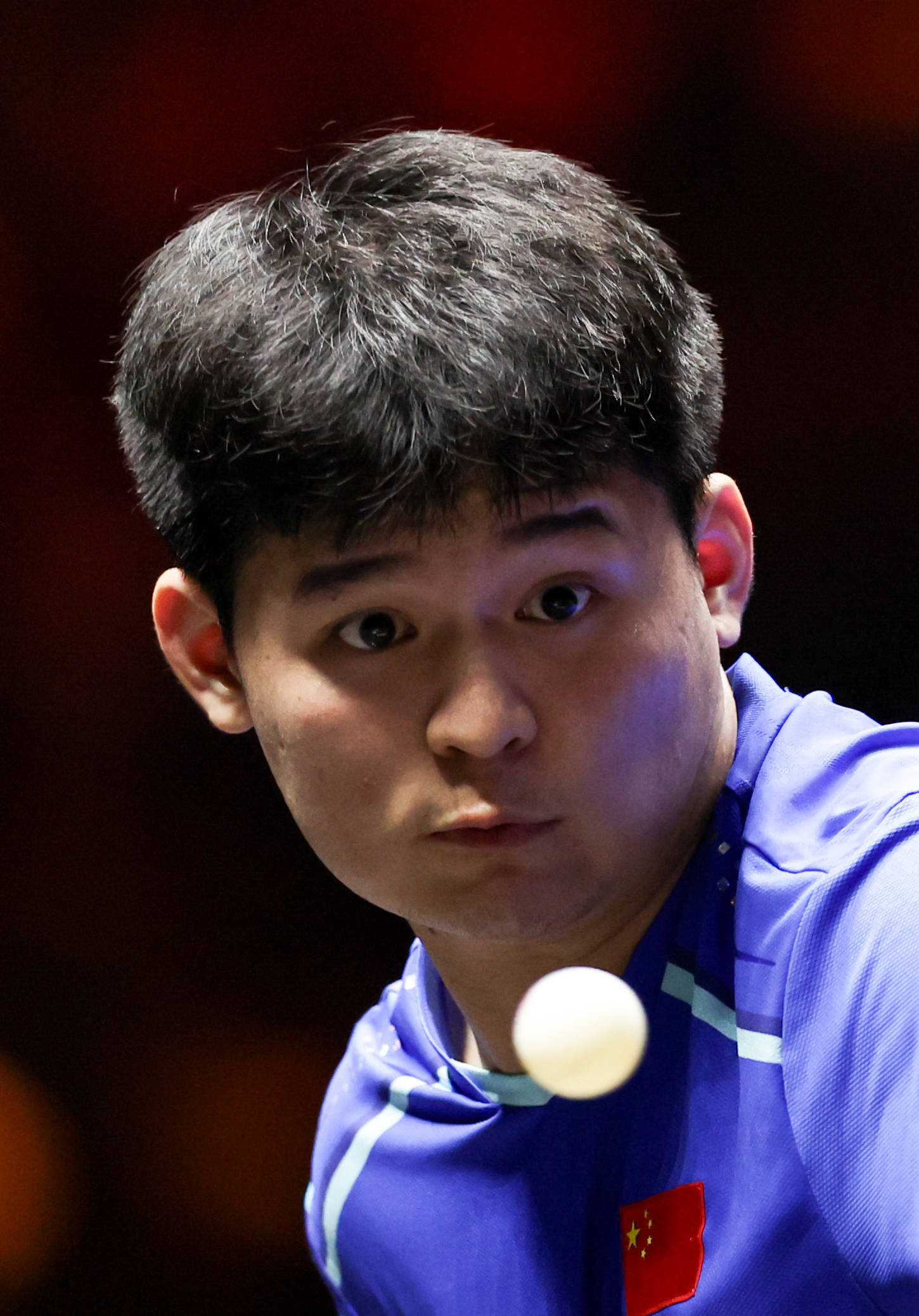 (体育)乒乓球——WTT中国大满贯:林诗栋首轮晋级